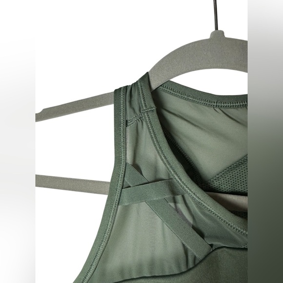 Nike Dri-FIT Strappy Mesh Sports Bra Green Size S - Picture 2 of 4